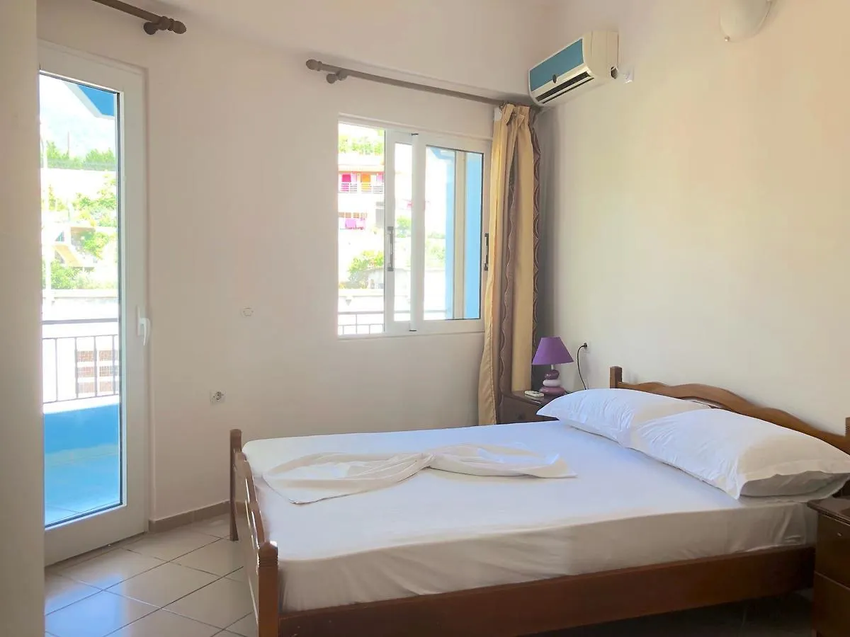 Emily'S Hotel Himare